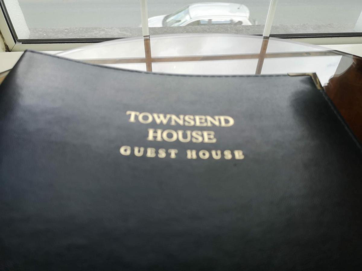 Townsend House Guest House Birr Extérieur photo