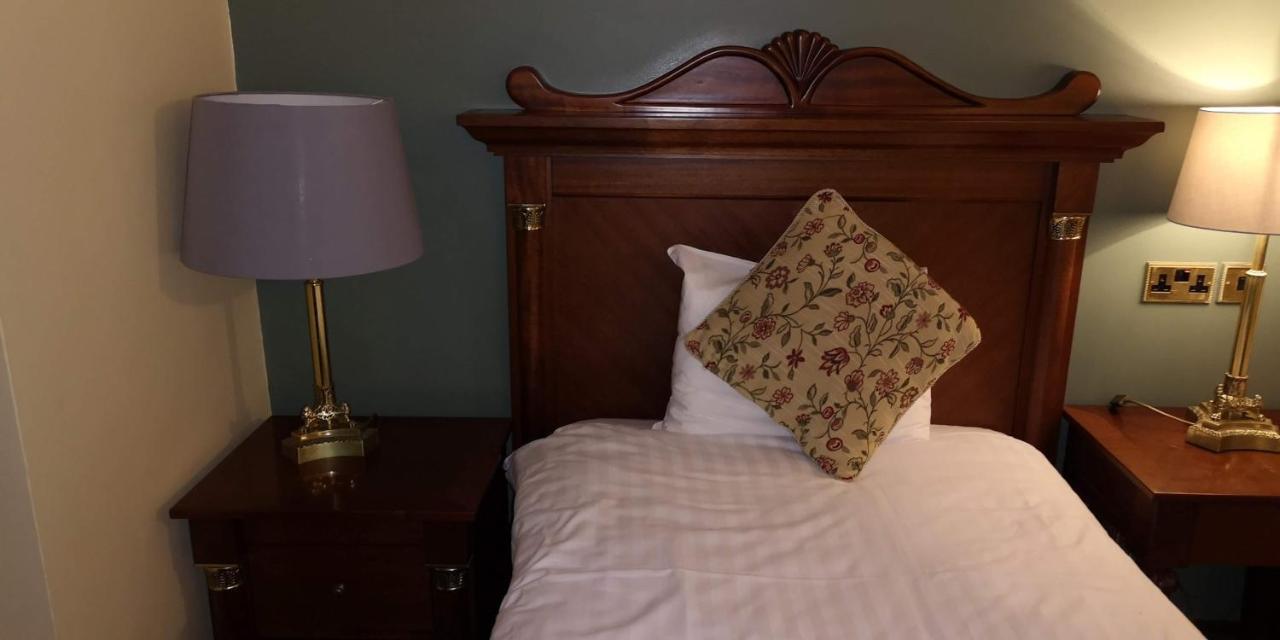 Townsend House Guest House Birr Extérieur photo