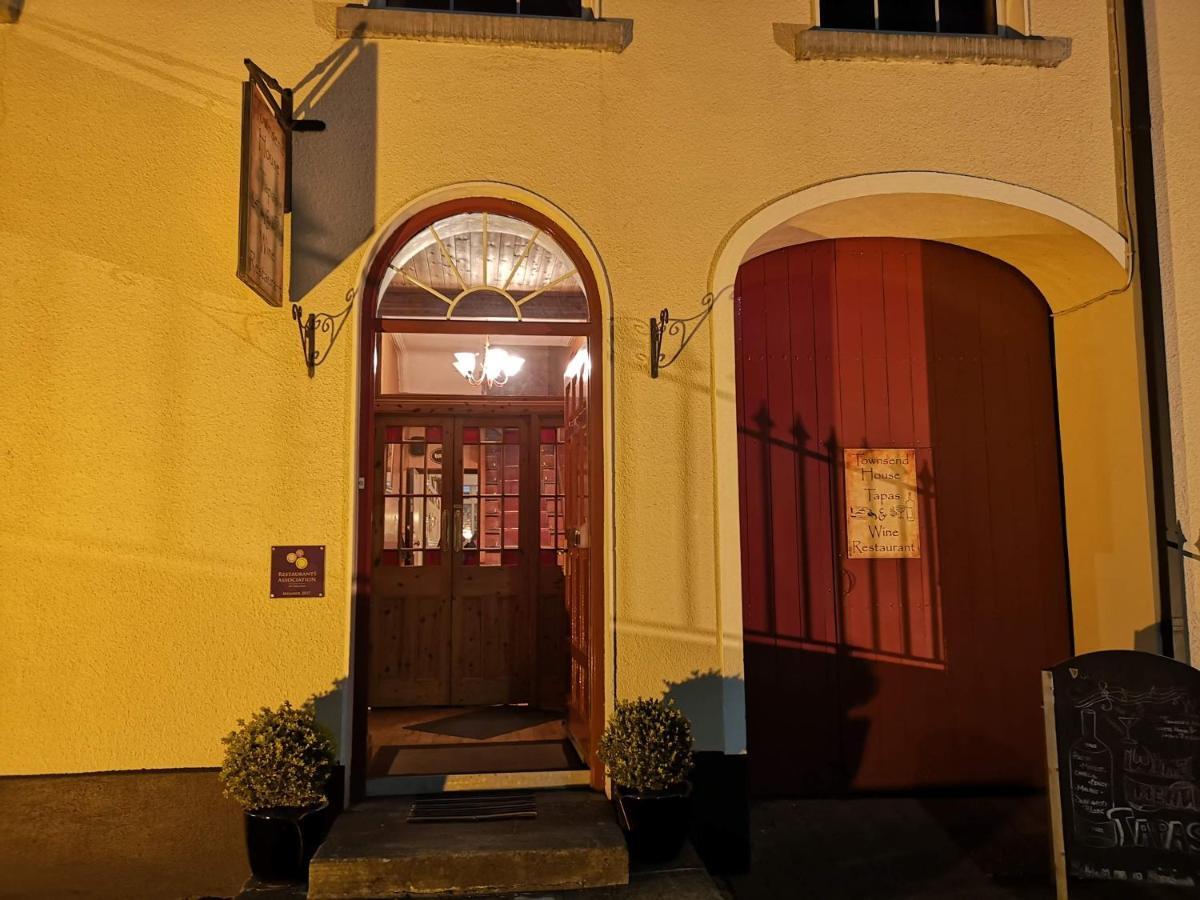 Townsend House Guest House Birr Extérieur photo